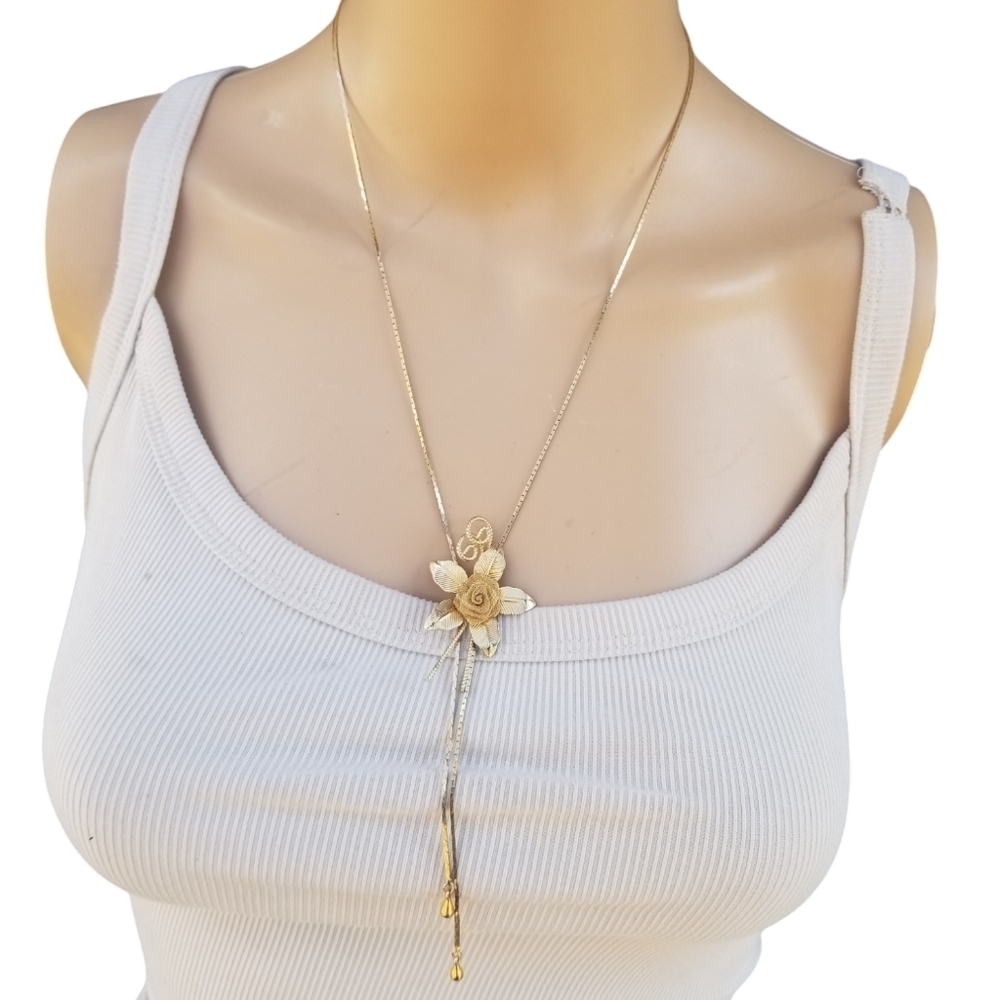 VINTAGE GOLDTONE & ROSE LARIAT NECKLACE - Picture 2 of 7